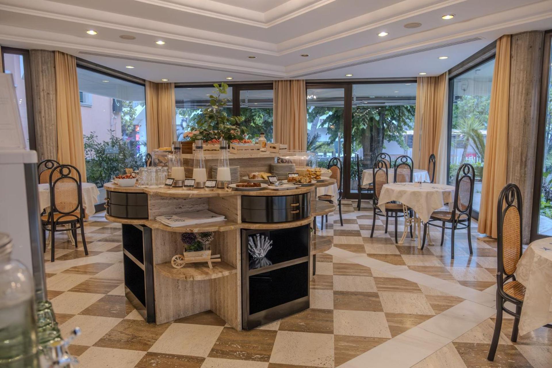 Hotel President - Vintage Hotel In Centro Riccione Dış mekan fotoğraf