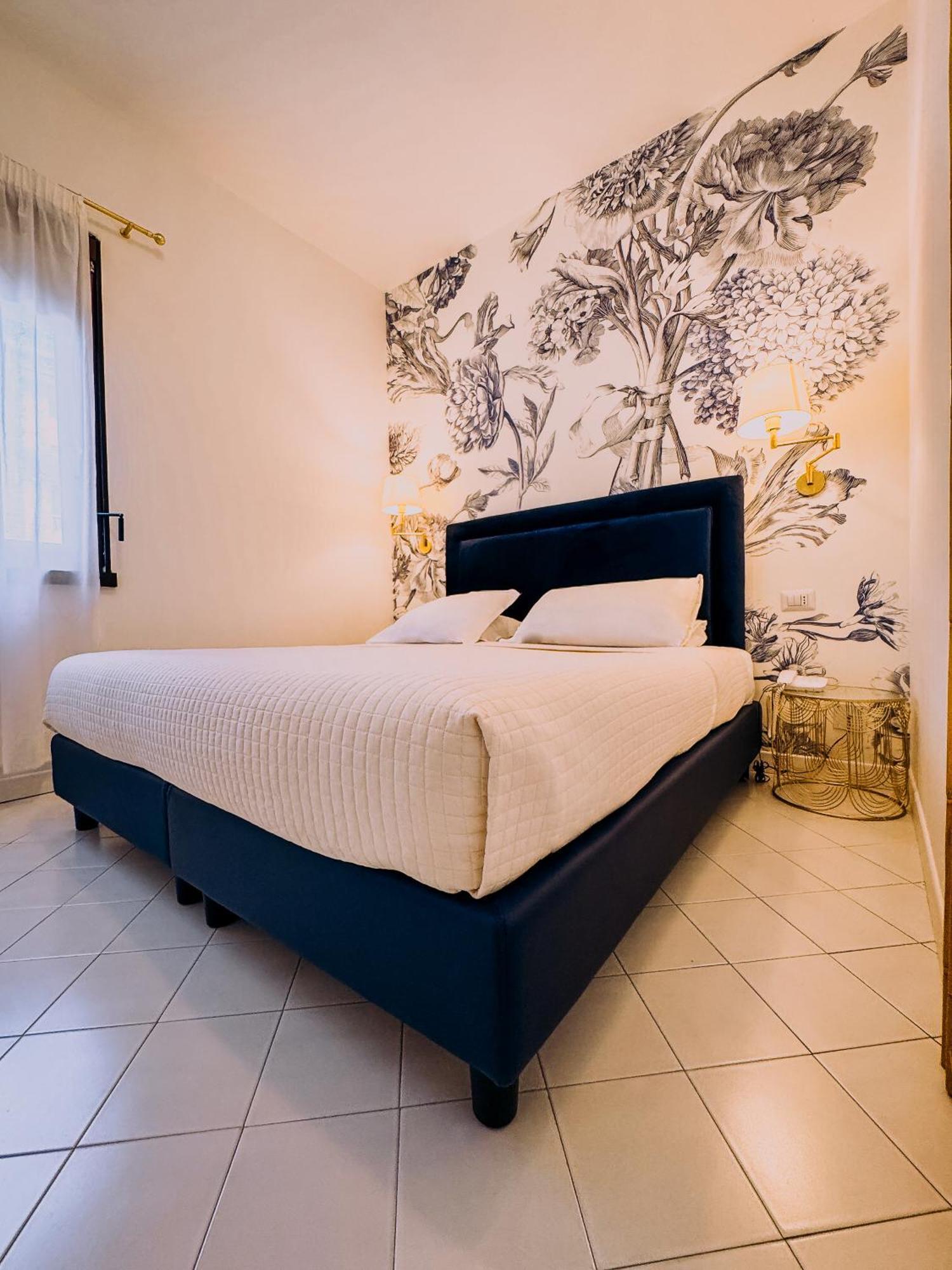 Hotel President - Vintage Hotel In Centro Riccione Dış mekan fotoğraf