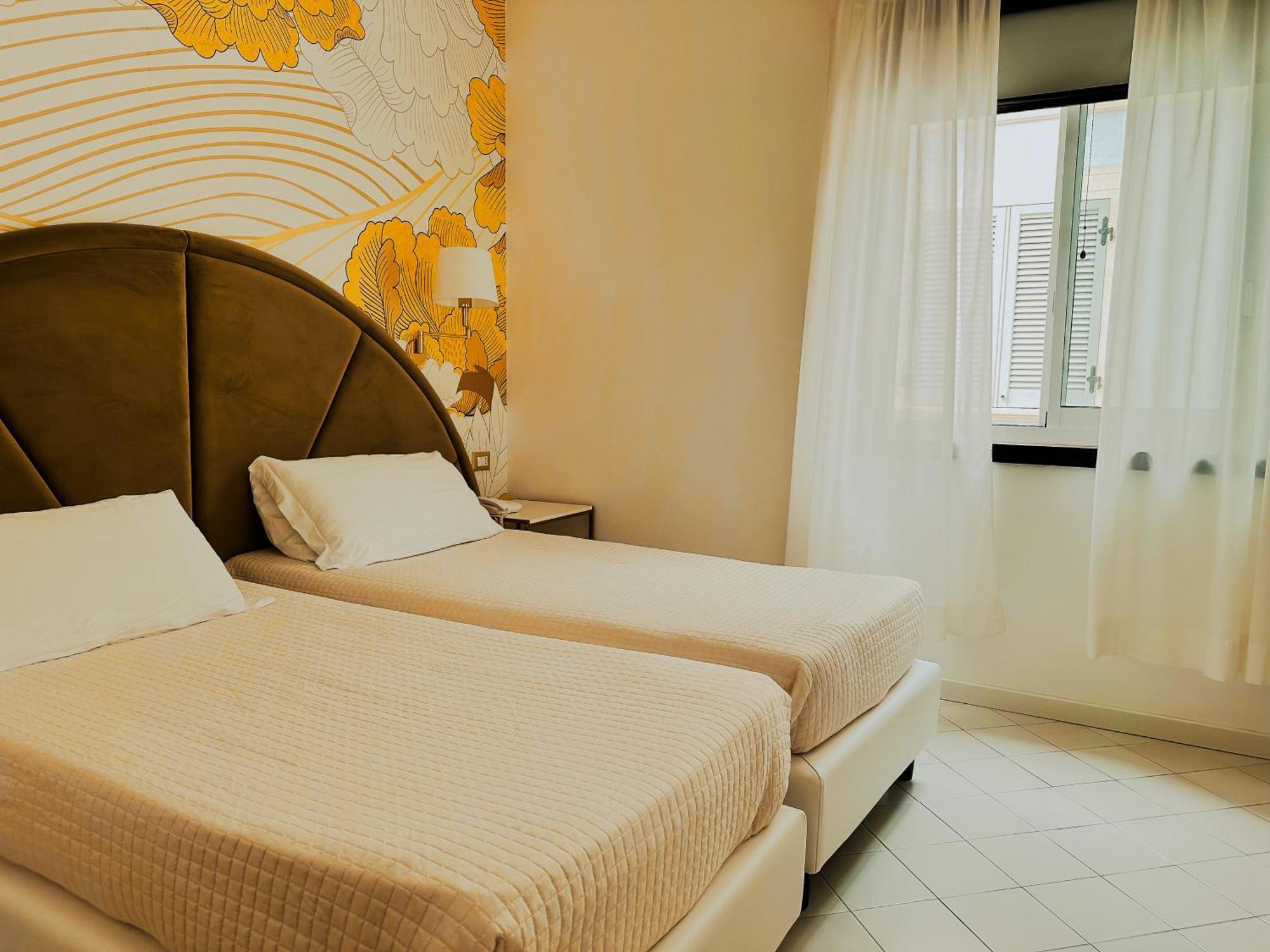 Hotel President - Vintage Hotel In Centro Riccione Dış mekan fotoğraf